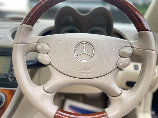 Mercedes-Benz SL-Class 382824607