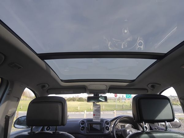 Volkswagen Tiguan 2016 382946143