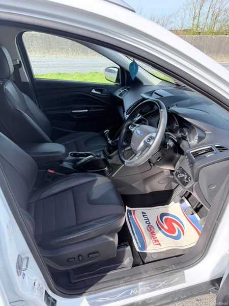 Ford Kuga 2016 IMMACULATE 382947641