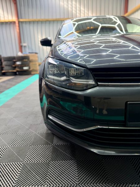 Volkswagen Polo 2015 - Lounge spec + Automatic! 382962713