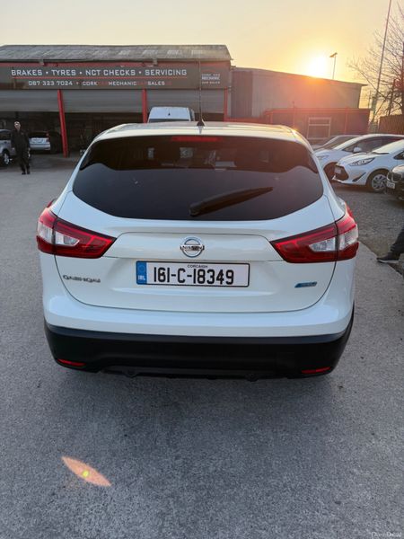 Nissan Qashqai 2016 382974069