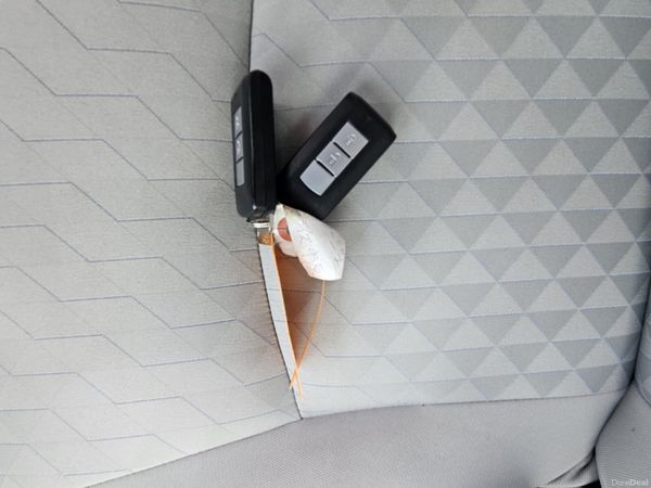 Mitsubishi Mirage 2020 auto 382914713