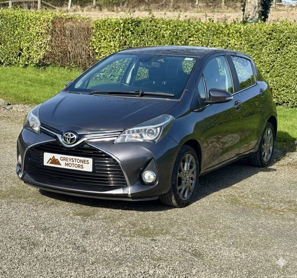152 Toyota Yaris 1.3 Petrol Manual Great Spec 382923971