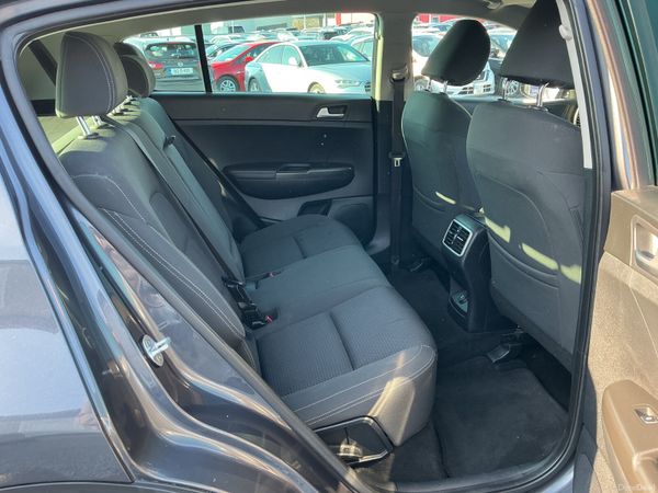 2016 KIA SPORTAGE 1.7 DIESEL SAT-NAV SPOTLESS 382925685