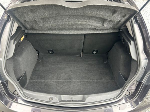 Alfa Romeo Giulietta Distinctive 2016 382931359