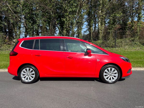 Opel Zafira 2017 (NCT 07/27) 382936169