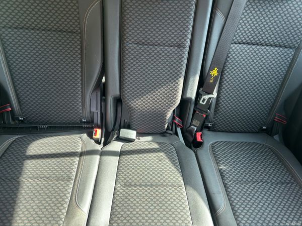 Opel Zafira 2017 (NCT 07/27) 382936191