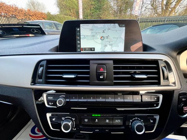 19 BMW 1-Series 382936593