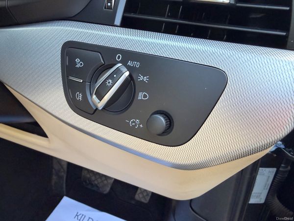 Audi A4 2022 163BHP 35TDI Automatic 383042659