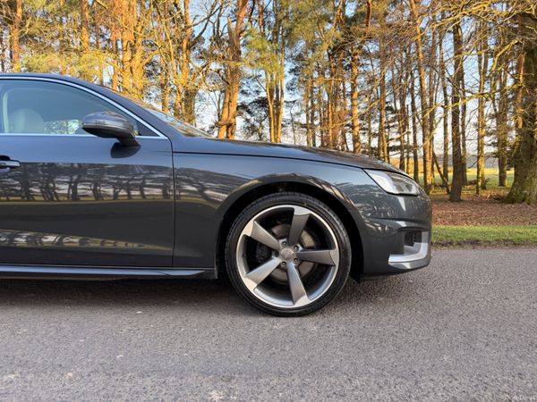 Audi A4 2022 163BHP 35TDI Automatic 383042695