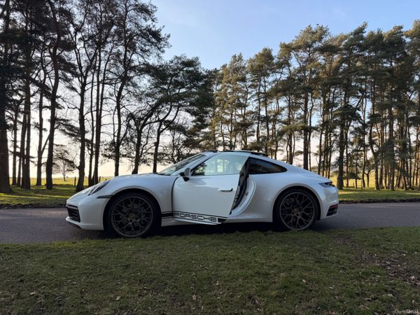 Porsche 911 2021 Very Low KM 383044403