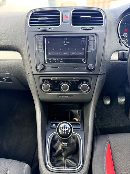 Volkswagen Golf 2012 Apple CarPlay /High spec 383075695