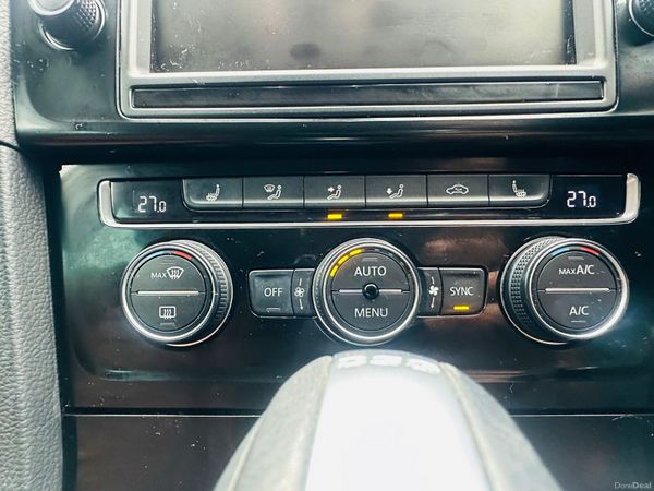 Volkswagen Golf 2016 32K Miles Leather & Car play 383078615