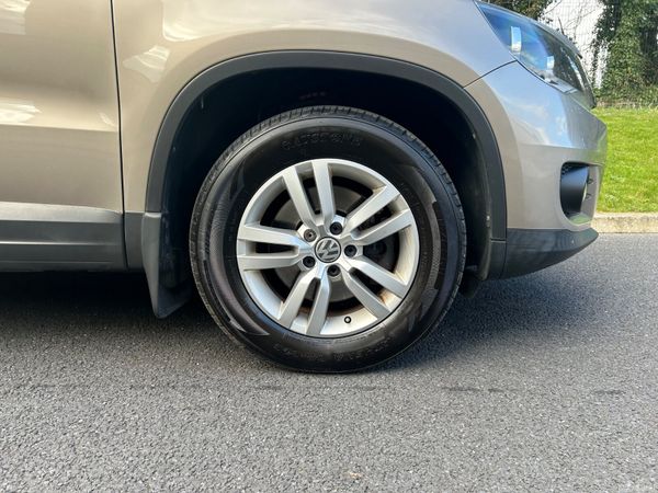 Volkswagen Tiguan 2014 (NCT 03/27. TAX 04/26) 383083067