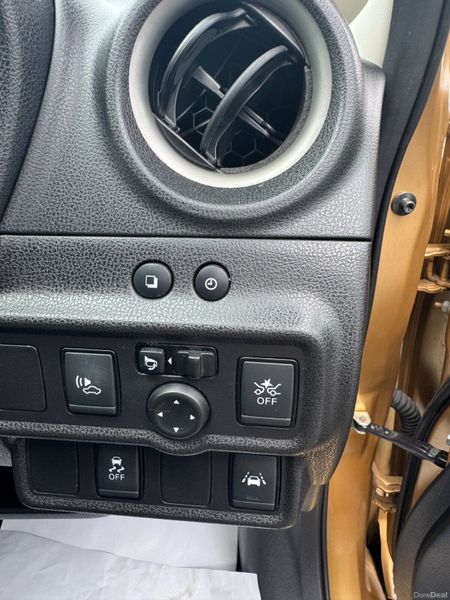 Nissan Note Hybrid Automatic 383090785