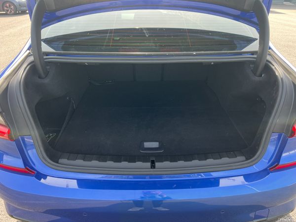 2019 (192)  BMW 330E M Sport 2.0 Auto Plug In Hybr 383095745
