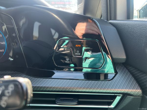 2020 (202) Volkswagen Golf R Line 1.5 TSI 383098207