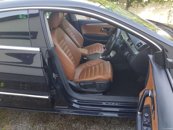 PASSAT CC.. LOW KM .. NCT TCODAY 383000943