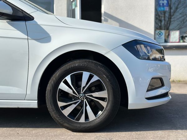 Volkswagen Polo LOW MILEAGE TRENDLINE 1.0 MANUAL 5 383021211