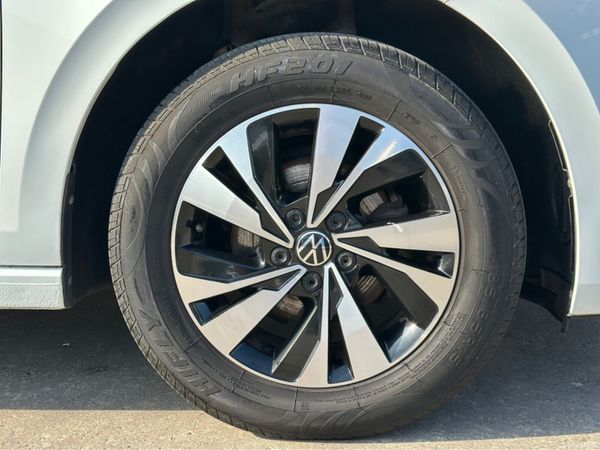 Volkswagen Polo LOW MILEAGE TRENDLINE 1.0 MANUAL 5 383021213