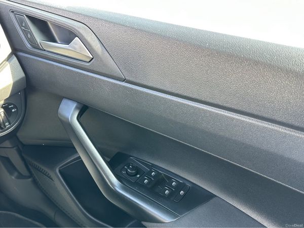 Volkswagen Polo LOW MILEAGE TRENDLINE 1.0 MANUAL 5 383021219