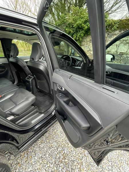 Volvo XC90 2023  T8 PHEV 455hp Plus (Dark Theme) 383023853