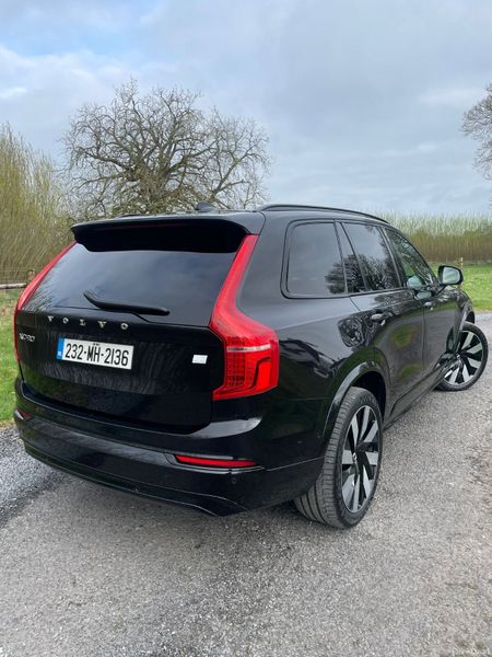 Volvo XC90 2023  T8 PHEV 455hp Plus (Dark Theme) 383023811