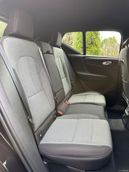 Stunning 231 Volvo XC40 PHEV! 383039437