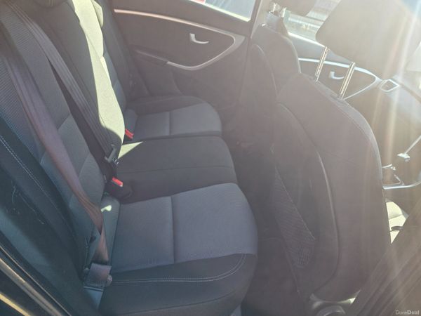 Hyundai i30 2014 383151797