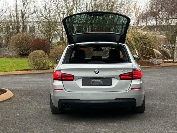 Stunning BMW 520d M-Sport Touring! 383176077