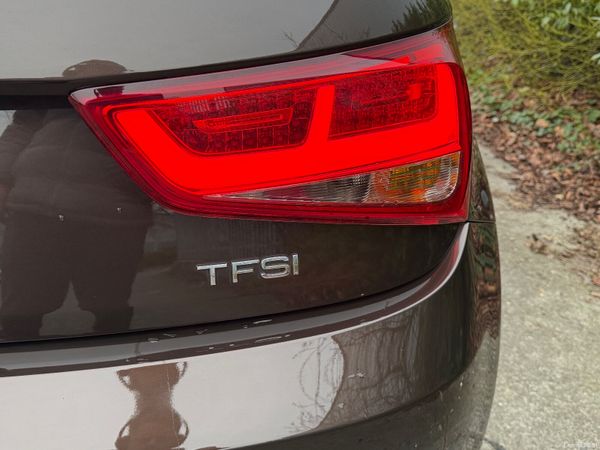 Audi A1 2014 Automatic LOW KM 383190237