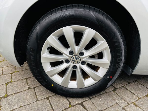 2015 VOLKSWAGEN BEETLE 1.2 TSI DSG AUTO BLOSSON 383121043