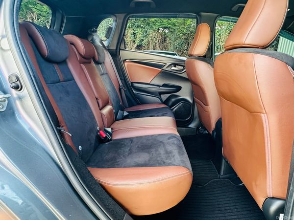 HONDA FIT 2019 PREMIUM LEATHER TOPSPECS 383240353