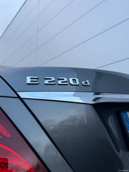 Mercedes E220d Avantgarde 383244835