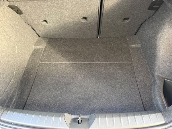 2016 BMW 1 Series 118i 1.5 Automatic 383250547