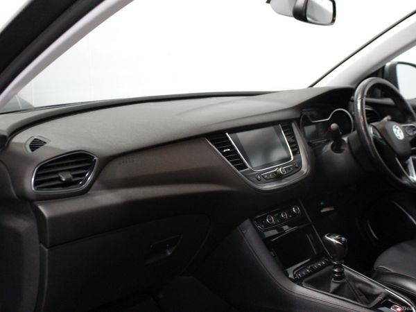 2019 Vauxhall Grandland X - Loaded with extras 383289615