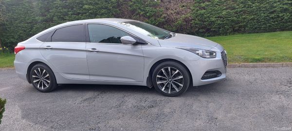 Hyundai i40 2019 383206381