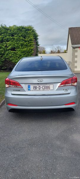 Hyundai i40 2019 383206391