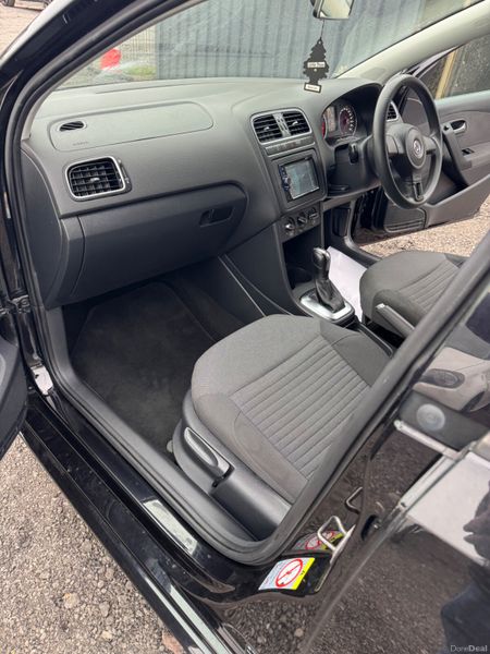 Volkswagen Polo Automatic 383212477
