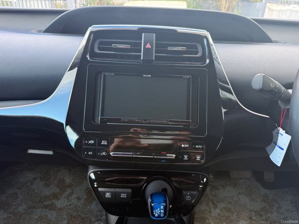 2022 Toyota Prius 1.8 Hybrid 383225191