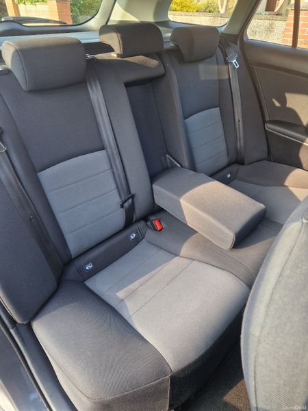 Toyota Avensis ESTATE ,LOW KMS ,NCT ,2/YR WARRANTY 383345801