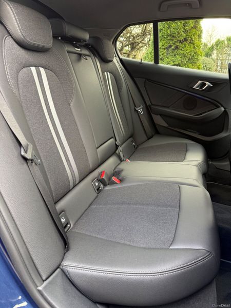 *Auto* Immaculate 211 BMW 1-Series! 383355899