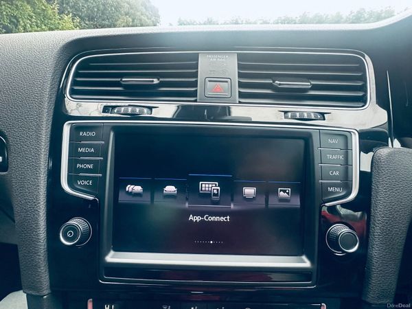 Volkswagen Golf 2016 70K KM& Car play 383369349