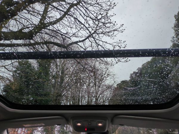 2016 Renault Kadjar SIGNATURE NAV* high spec 383369587