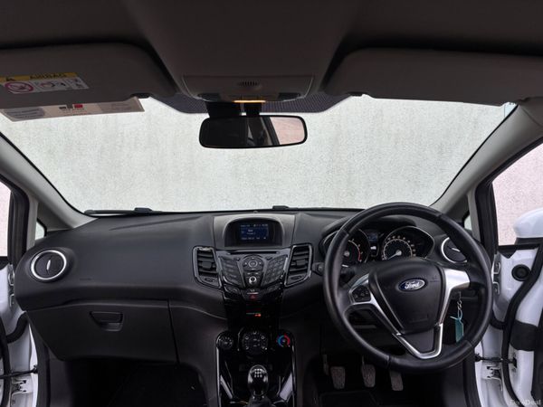 Ford Fiesta ZETEC FRESH NCT 383369849