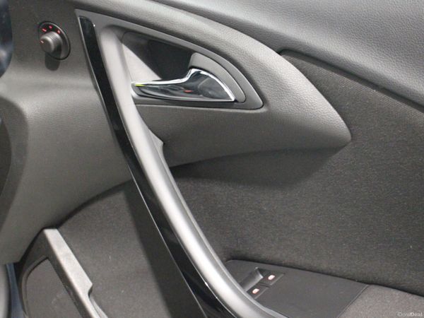 Opel Astra 2015 383388905