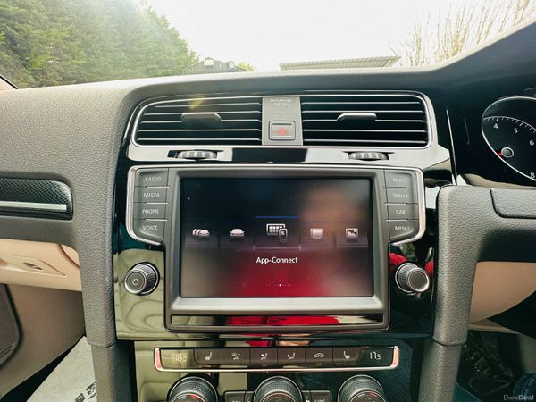 Volkswagen Golf 2016 Leather & Car play 383397207