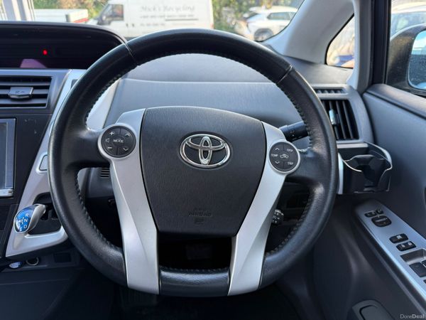 2013 Toyota Prius Alpha 7 Seater 1.8 Hybrid 383301099