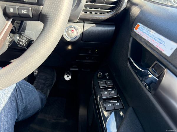 23 TOYOTA HILUX GR SPORT 4WD 383307705