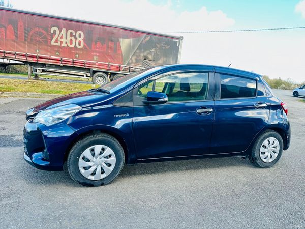 TOYOTA VITZ 2018 1.5L PETROL HYBRID 383309597
